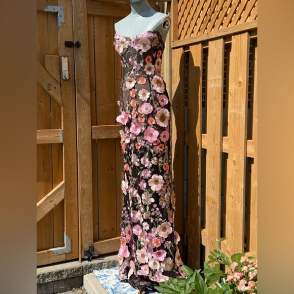 🆕 BRONX & BANCO 🧿 NWOT Jasmine Floral-Appliqued Gown, Black Multi - Sz M US 6 - Picture 4 of 15